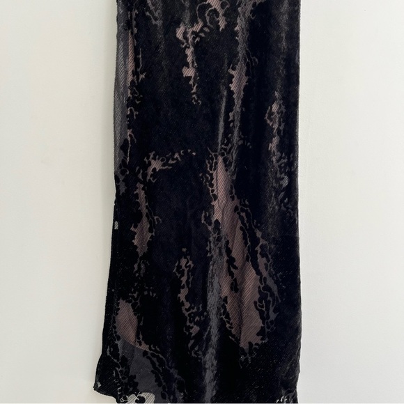 Vintage Y2K Niki Livas black burnout velvet maxi dress formal open back bias cut - Picture 6 of 14